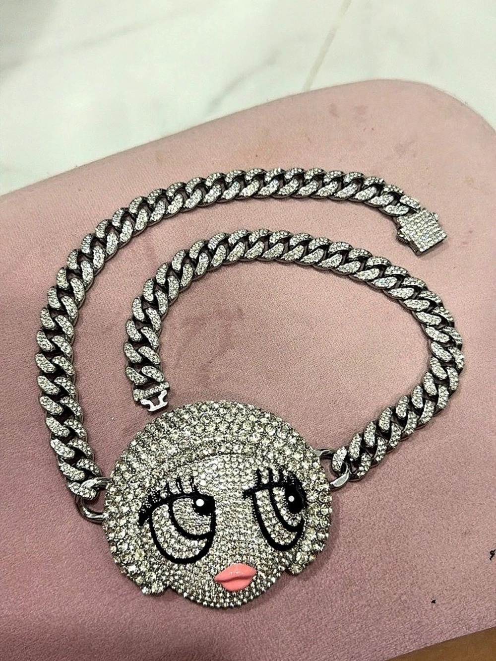 Ice spice chain